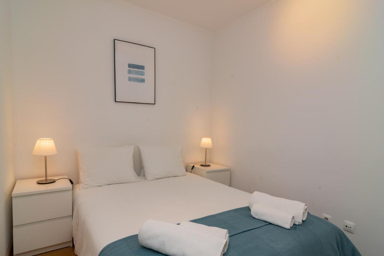 Lovely & Bright Family Flat W/ Patio * Lissabon